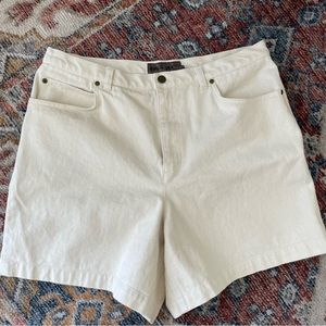 VINTAGE CREAM HIGH WAISTED MOM SHORTS